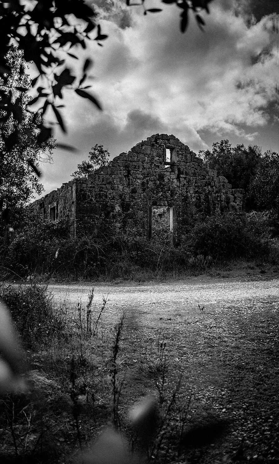 Casas da serra, "Serra dos Candeeiros"