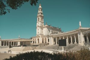 NENO’S FATIMA REPORT SUMMER PRESET Lightroom Presets